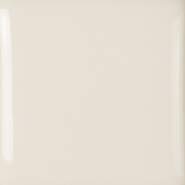 Lys Krem glossy 1780